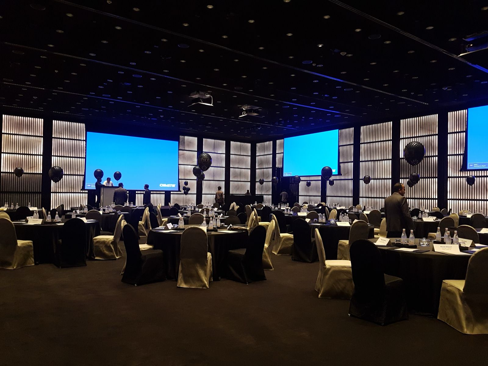 Revolutionizing MLM Events with Zoom Interpreting Langpros Interpreting Dubai